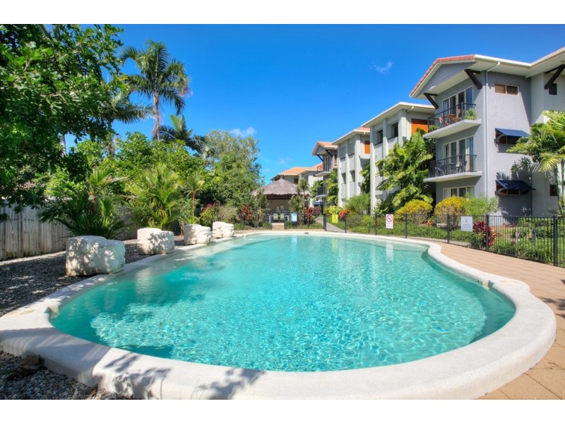 Clifton Beach QLD 4879