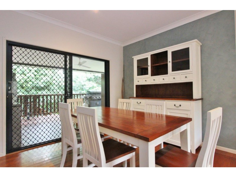 34 Daphne Drive, Redlynch QLD 4870