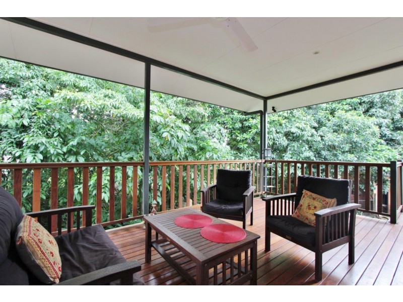 34 Daphne Drive, Redlynch QLD 4870