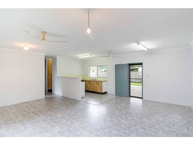 44 Impey Street, Caravonica QLD 4878