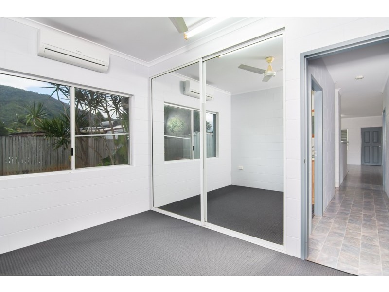 44 Impey Street, Caravonica QLD 4878