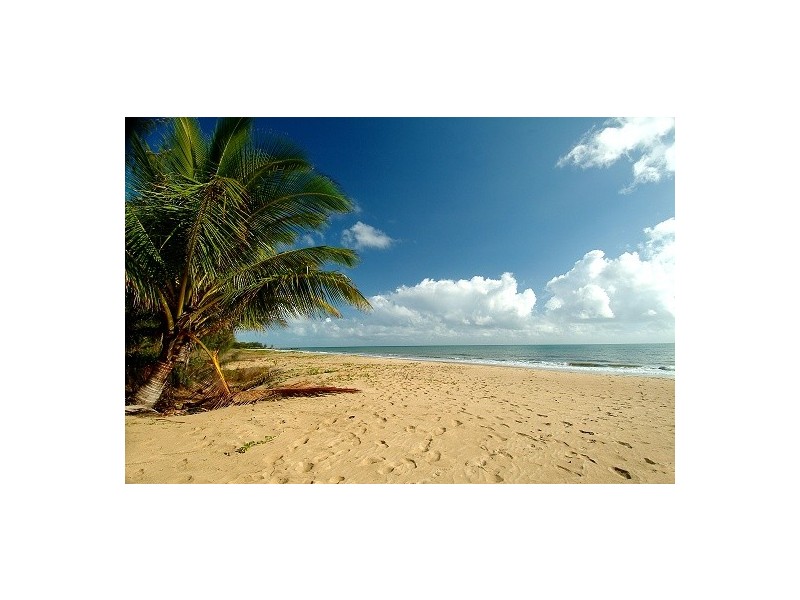 4/11 Rutherford Street, Yorkeys Knob QLD 4878