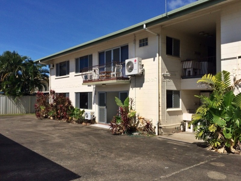 2/20 Jensen Street, Manoora QLD 4870