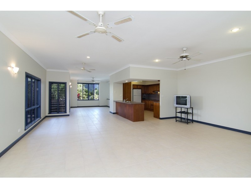 Trinity Beach QLD 4879