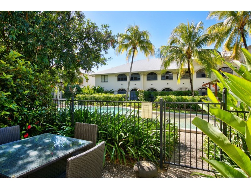 Palm Cove QLD 4879