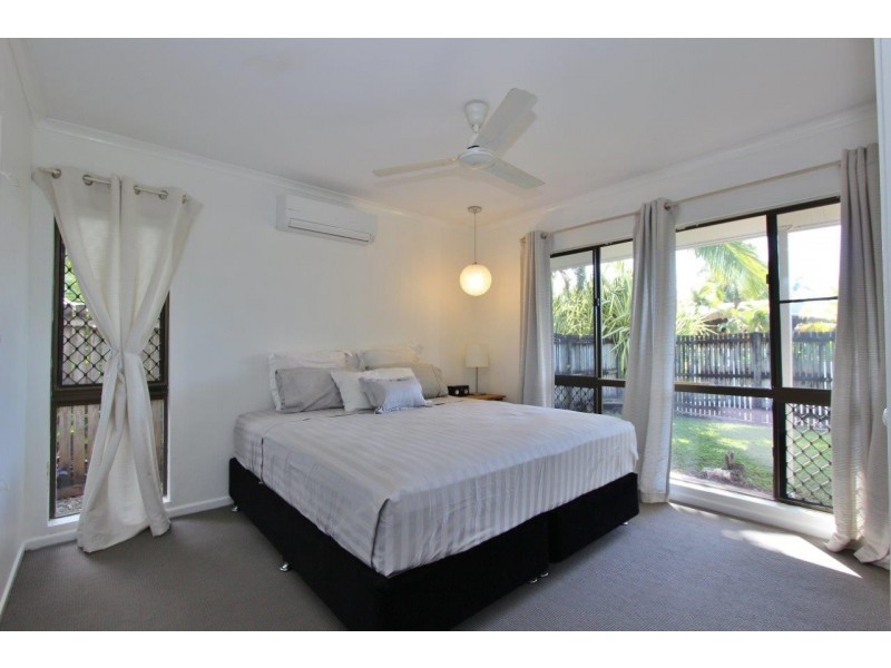 7b Madang Street, Trinity Beach QLD 4879