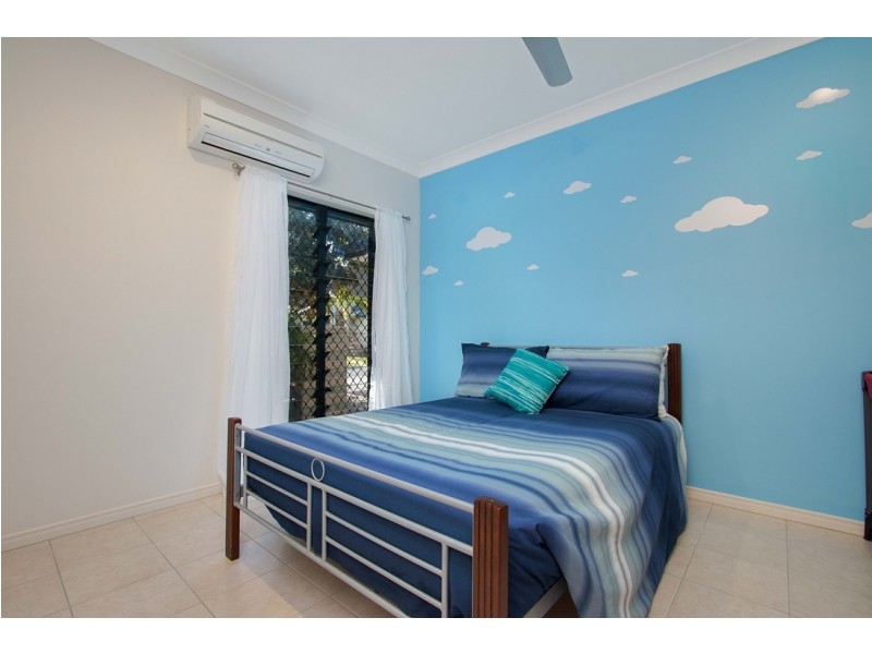 25 Monterey Street, Kewarra Beach QLD 4879