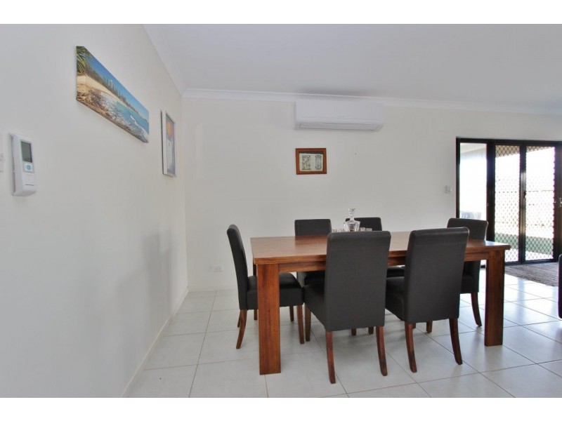 24 Landsborough Drive, Smithfield QLD 4878