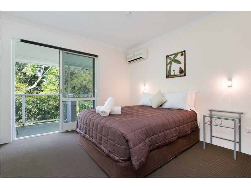 Palm Cove QLD 4879