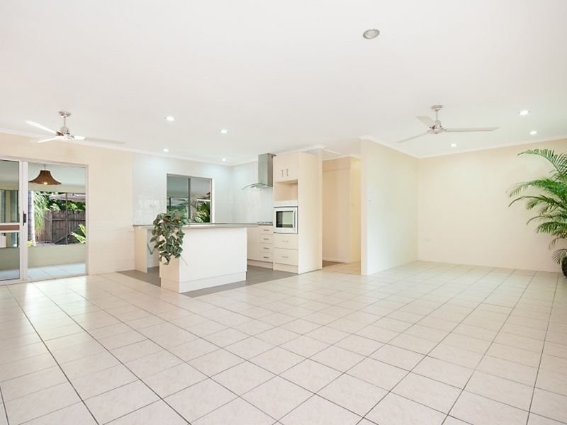 2 Anne Street, Smithfield QLD 4878