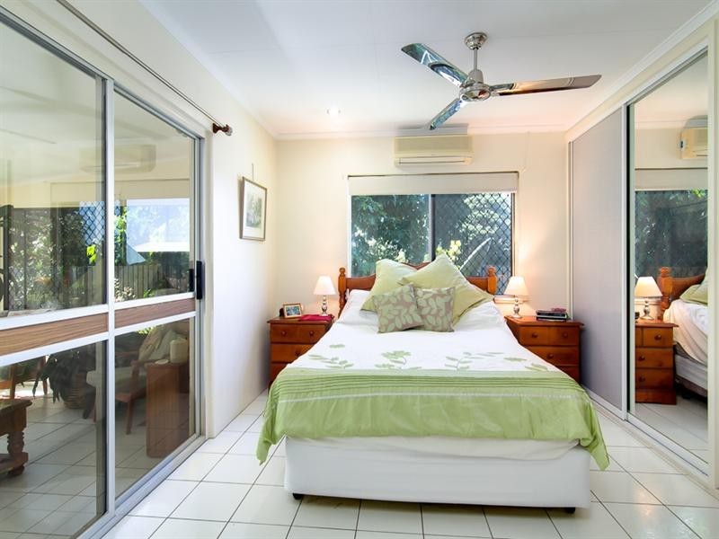 2 Anne Street, Smithfield QLD 4878