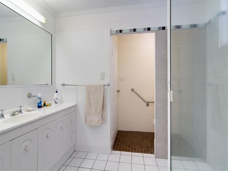 2 Anne Street, Smithfield QLD 4878