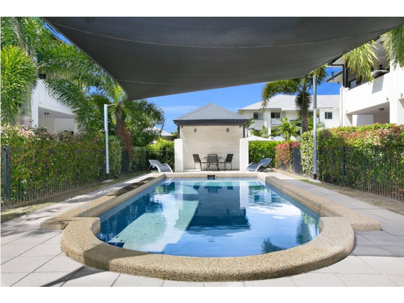11/12 Oyster Court, Trinity Beach QLD 4879