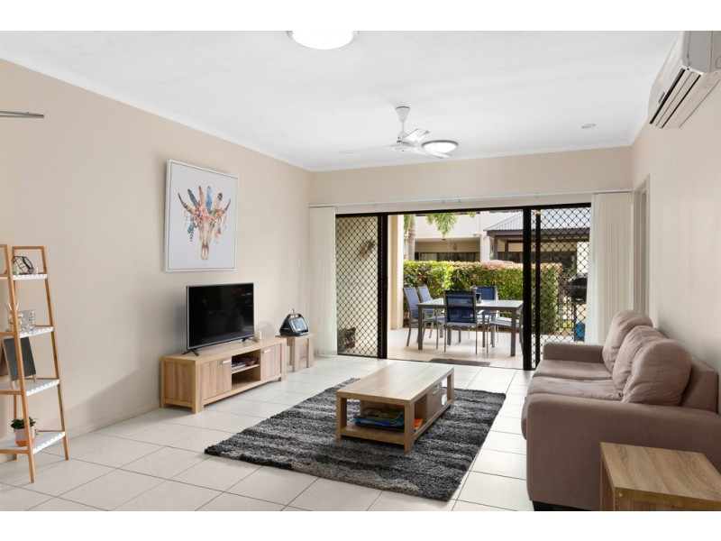 11/12 Oyster Court, Trinity Beach QLD 4879