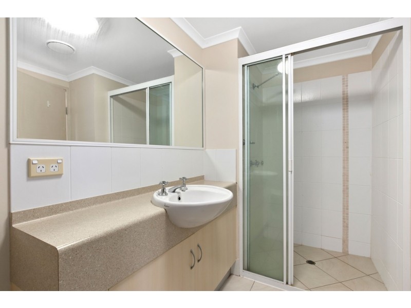 11/12 Oyster Court, Trinity Beach QLD 4879