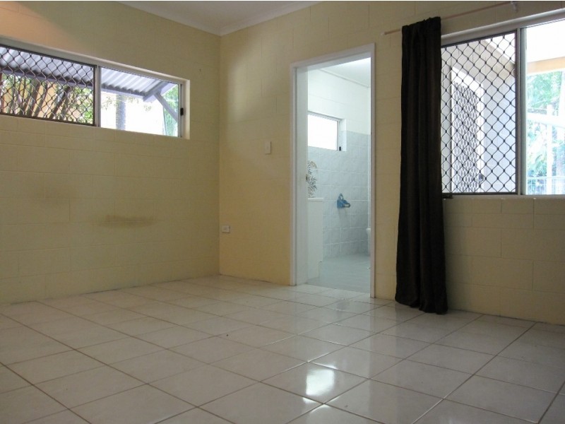 Kewarra Beach QLD 4879