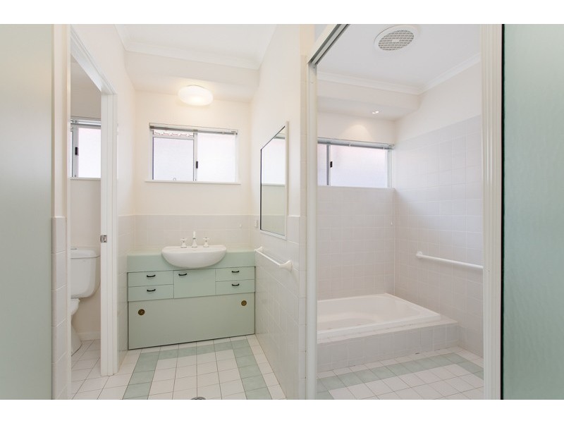 14 Stream Avenue, Kewarra Beach QLD 4879