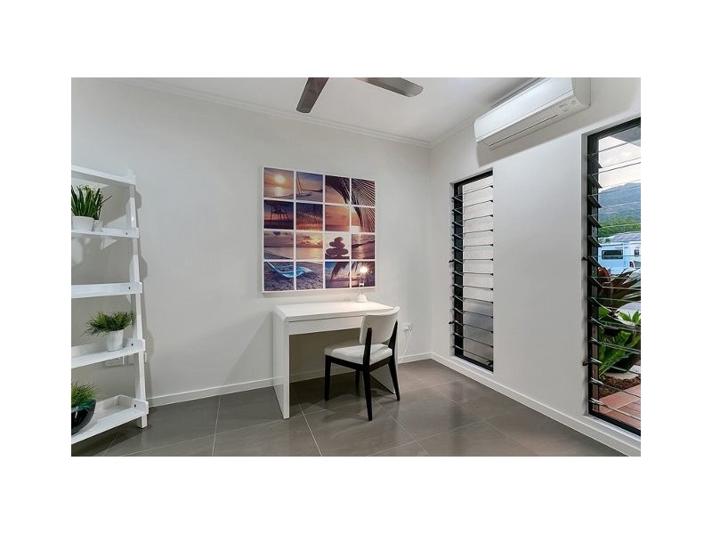 Palm Cove QLD 4879