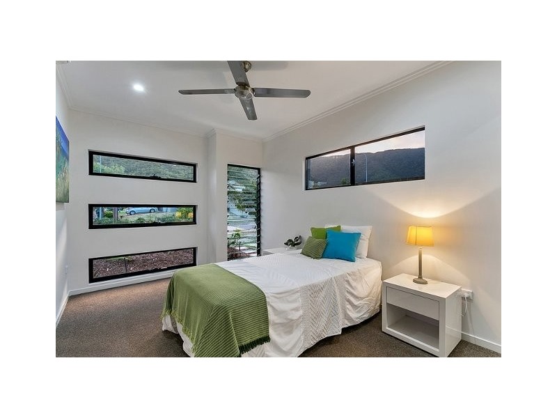 Palm Cove QLD 4879
