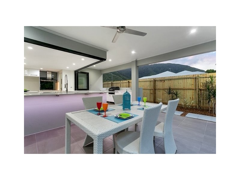 Palm Cove QLD 4879