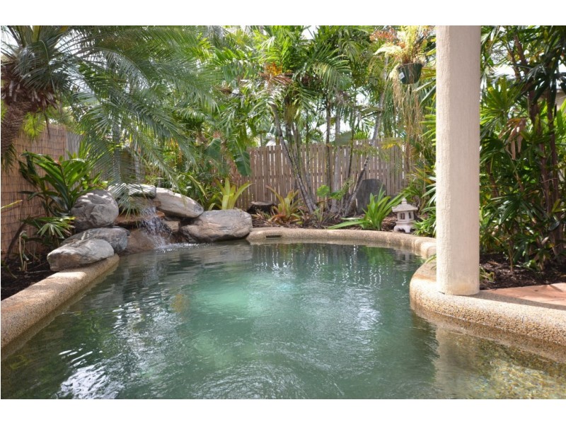 14 Mercurio Street, White Rock QLD 4868