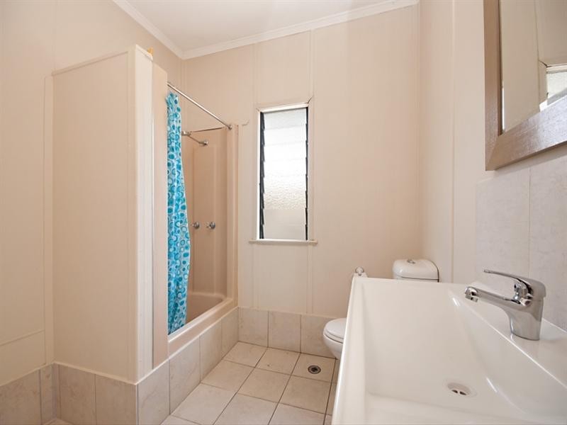 Stratford QLD 4870