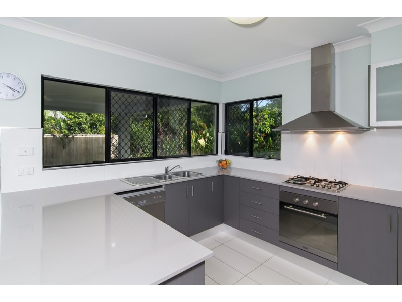 Trinity Beach QLD 4879