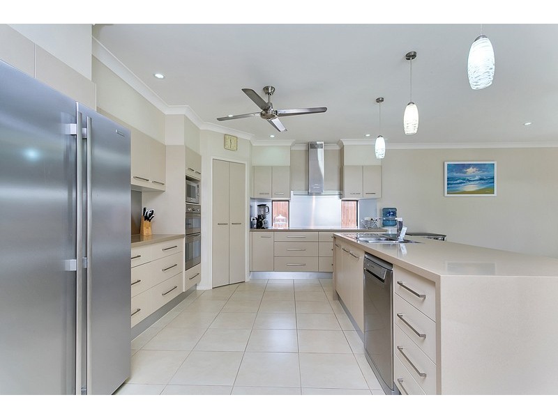 Kewarra Beach QLD 4879