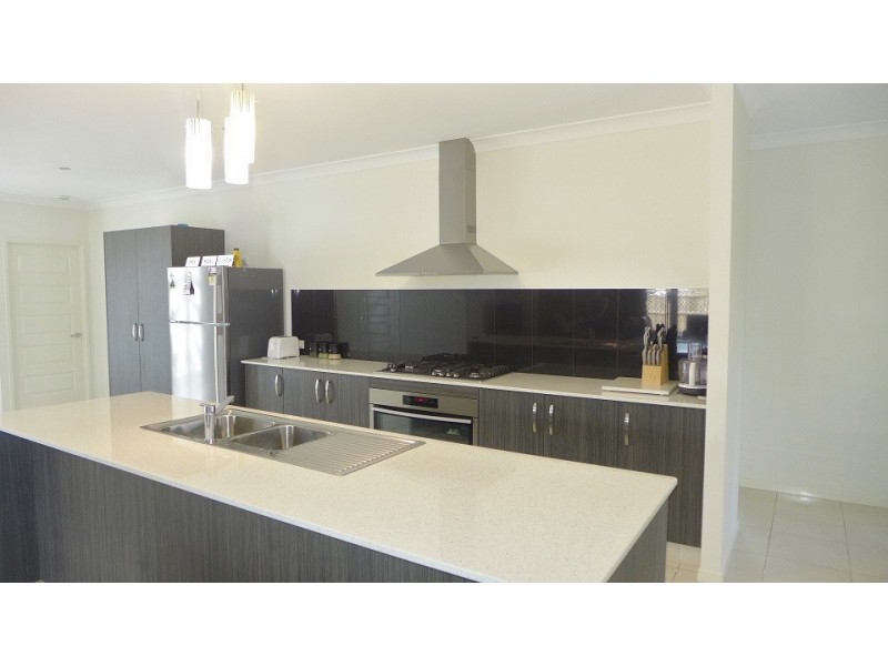 2 Chandos Brace, Smithfield QLD 4878