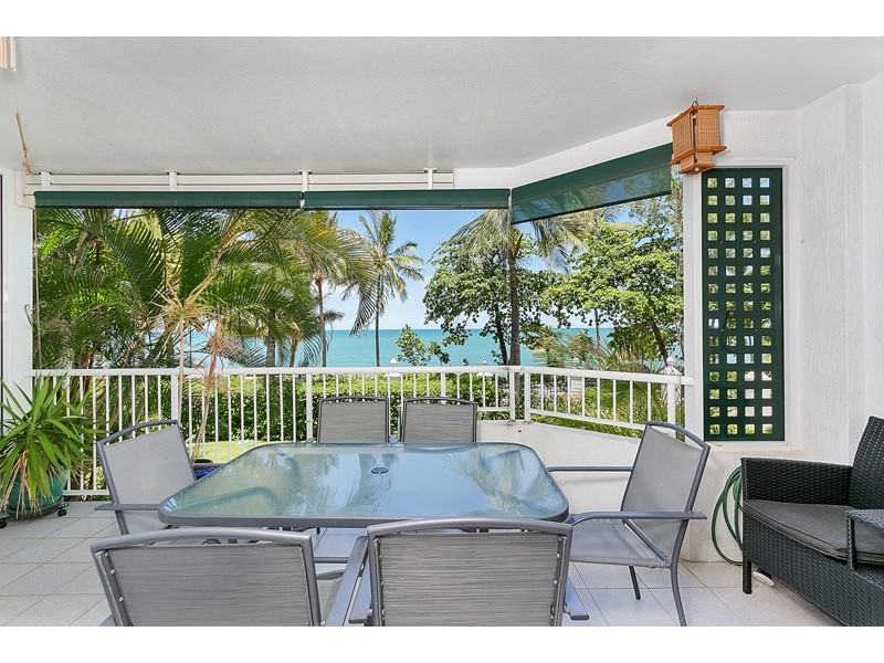 Trinity Beach QLD 4879