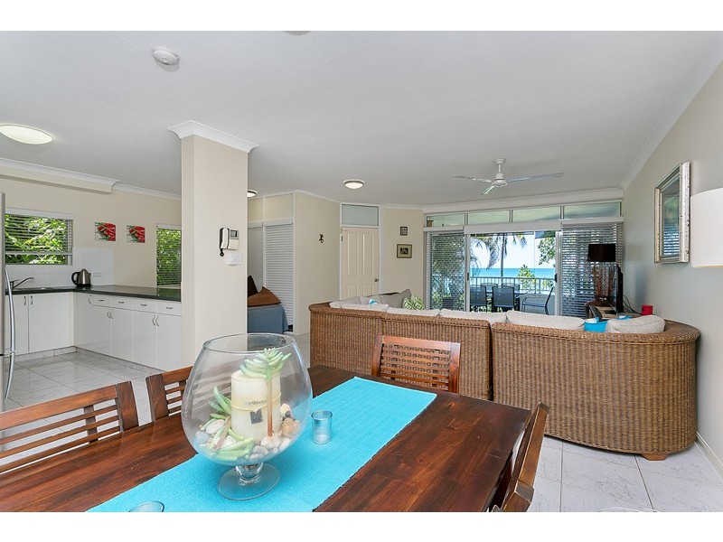 Trinity Beach QLD 4879
