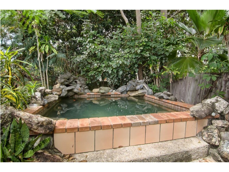 Yorkeys Knob QLD 4878