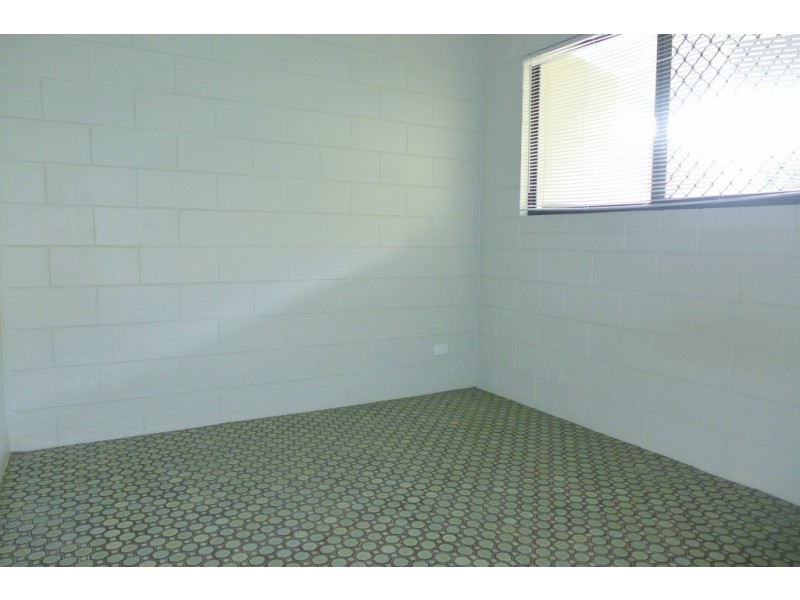 1/23-25 Mimosa Street, Holloways Beach QLD 4878