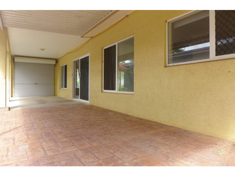 3 Toolong Close, Smithfield QLD 4878