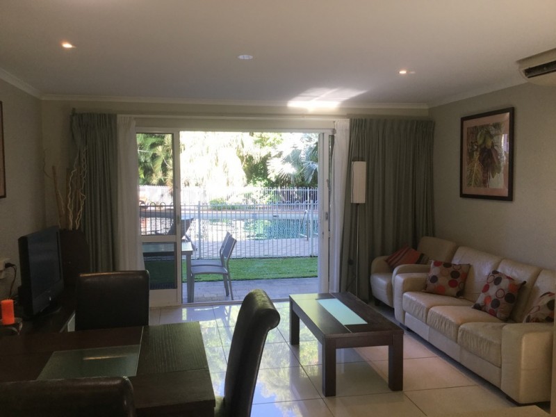 206 Coral Coast Drive, Palm Cove QLD 4879