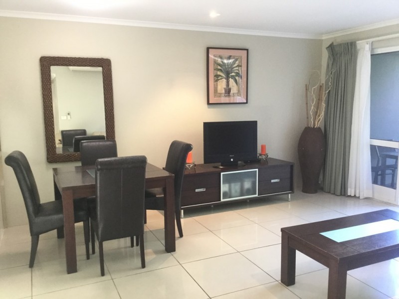 206 Coral Coast Drive, Palm Cove QLD 4879