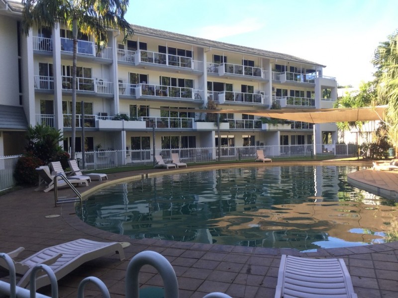 206 Coral Coast Drive, Palm Cove QLD 4879