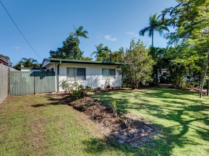 3 Golf St, Yorkeys Knob QLD 4878