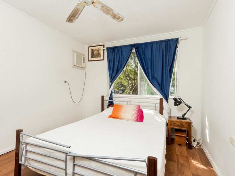 3 Golf St, Yorkeys Knob QLD 4878