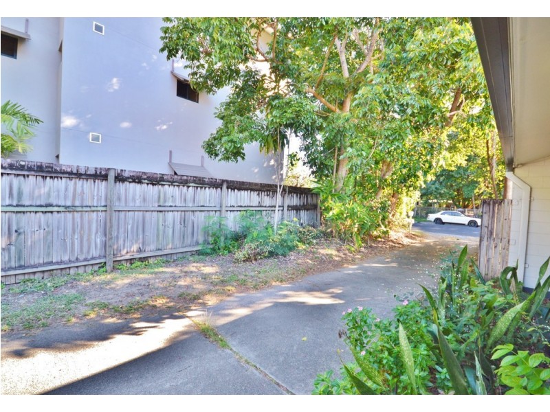 36 Best Street, Yorkeys Knob QLD 4878