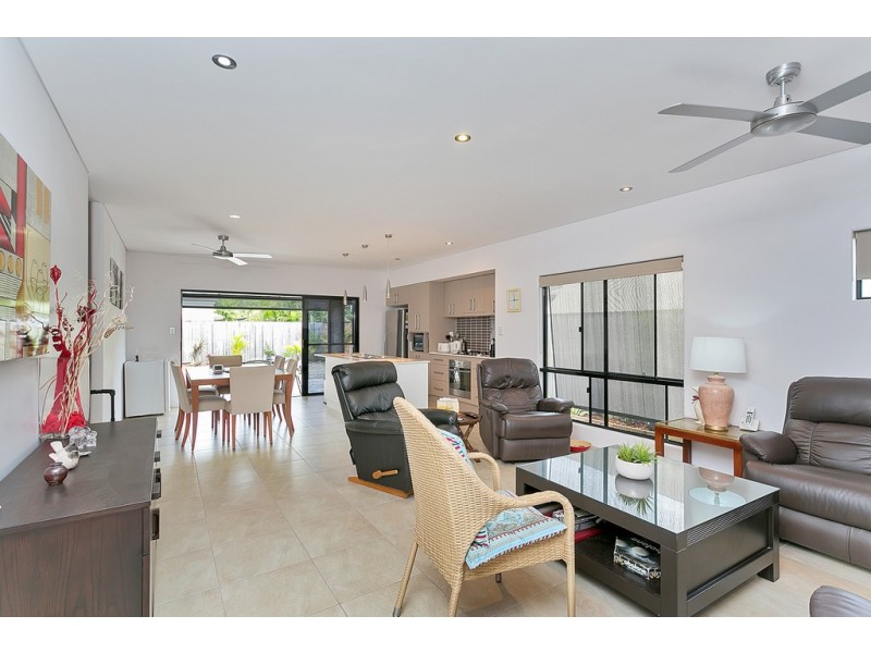147 Roberts Drive, Trinity Beach QLD 4879