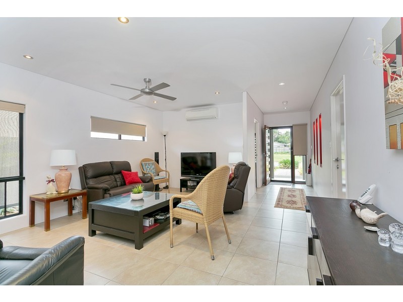 147 Roberts Drive, Trinity Beach QLD 4879
