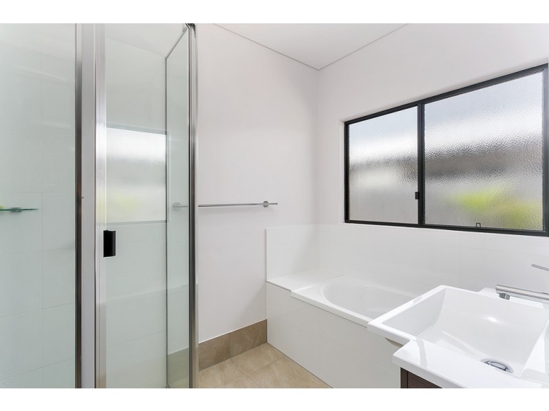 147 Roberts Drive, Trinity Beach QLD 4879