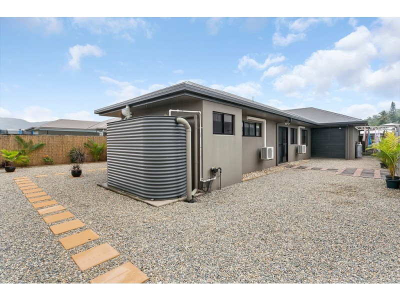 147 Roberts Drive, Trinity Beach QLD 4879