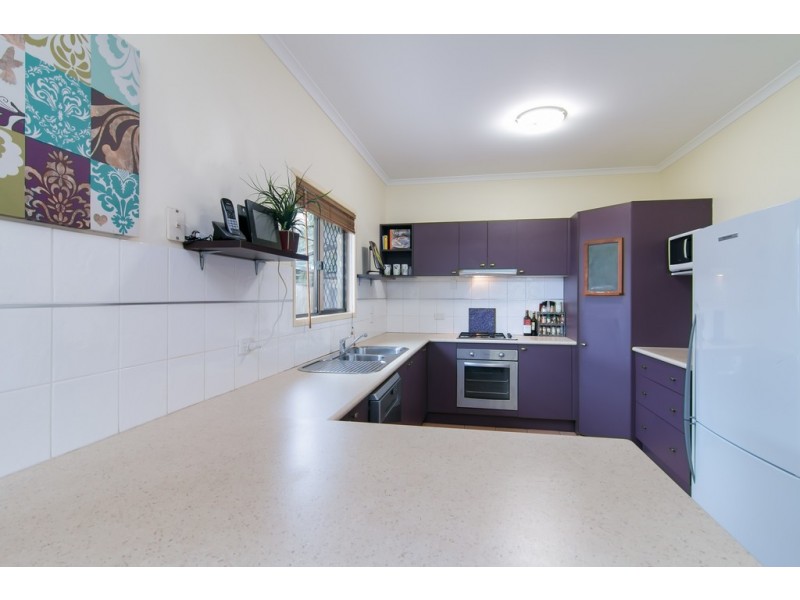 Holloways Beach QLD 4878