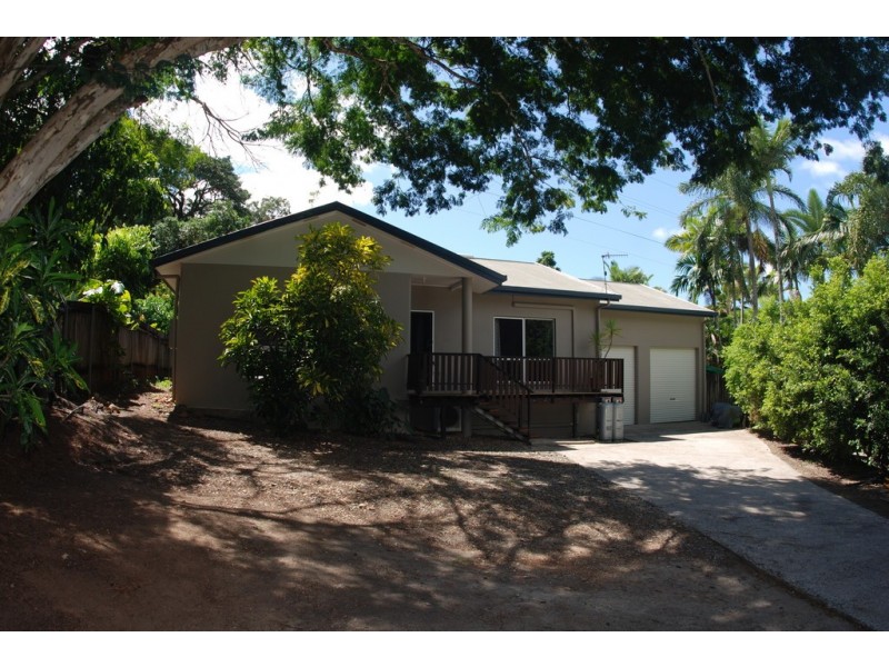 6 Willandra Court, Caravonica QLD 4878