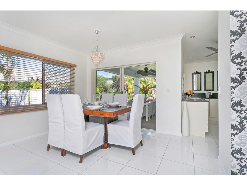 15 Parkinson Avenue, Kewarra Beach QLD 4879