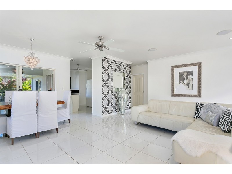 15 Parkinson Avenue, Kewarra Beach QLD 4879