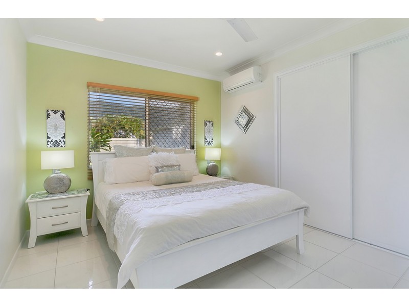 15 Parkinson Avenue, Kewarra Beach QLD 4879