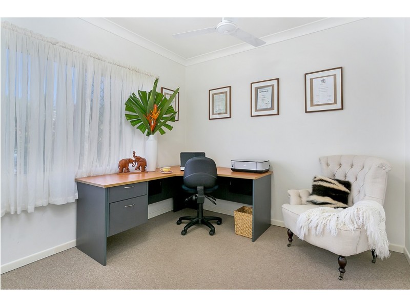 15 Parkinson Avenue, Kewarra Beach QLD 4879